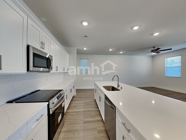 Building Photo - 9230 River Owl Ct