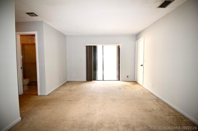 Building Photo - 6287 Scotch Pine Ln