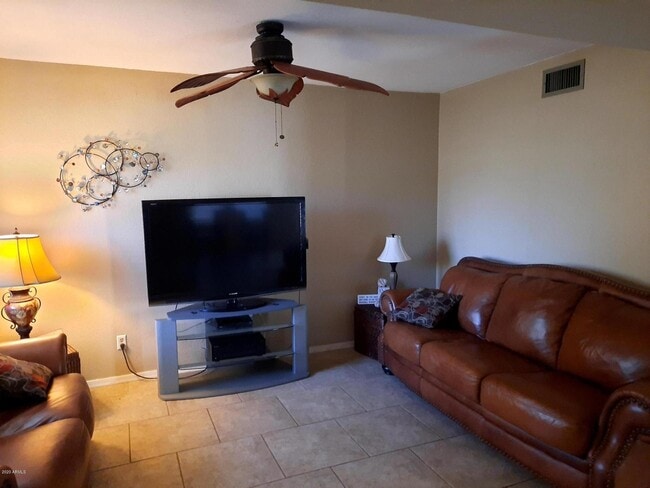 Building Photo - 1861 Montana Vista