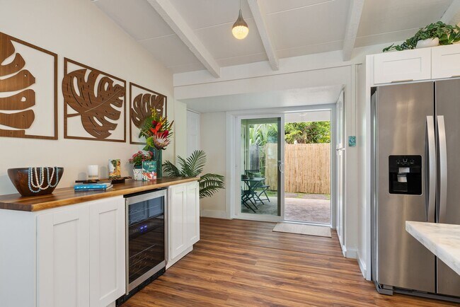 Building Photo - 3BR/3BA Unfurnished Home in Enchanted Lake...