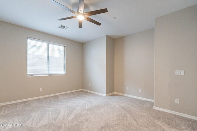 Building Photo - 11628 W Andrew Ln