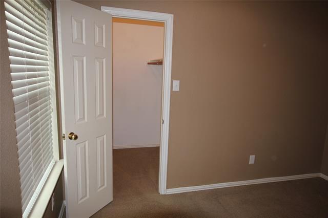 Building Photo - 15834 Durango Dr