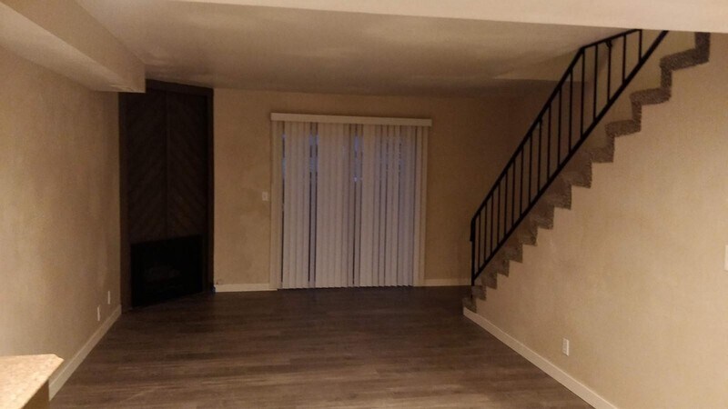 Building Photo - 3847 Benview Ave