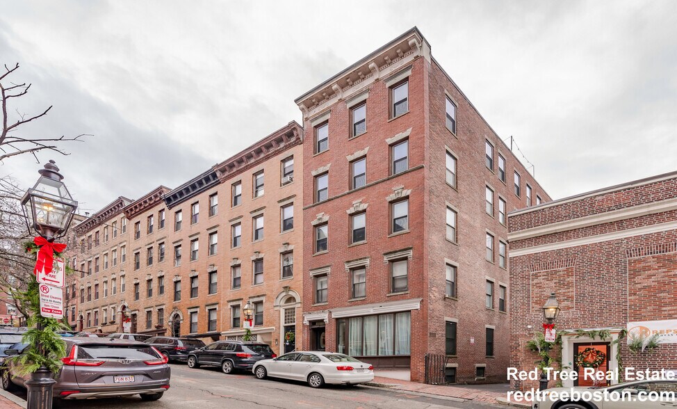 Building Photo - 5 Grove St