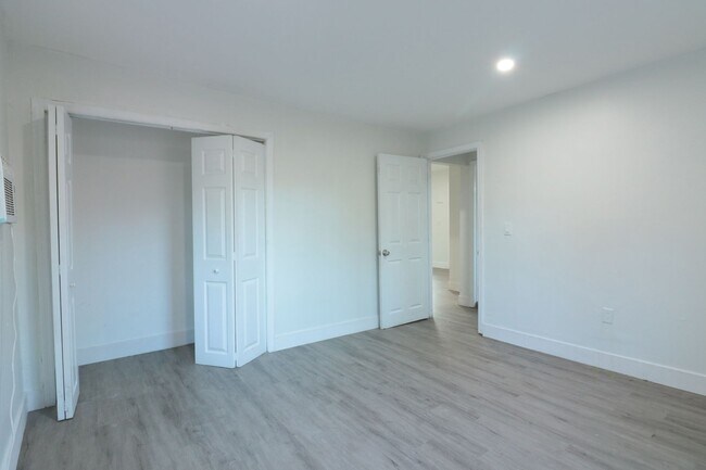 Building Photo - 1768 NW 112th Terrace