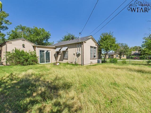 Building Photo - 3100 Barrett Pl