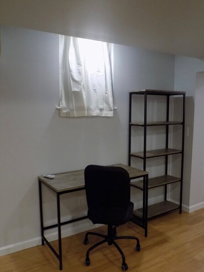 Building Photo - 3621 Childs St