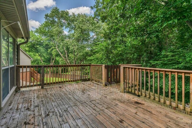 Building Photo - 1152 White Mountain Ln