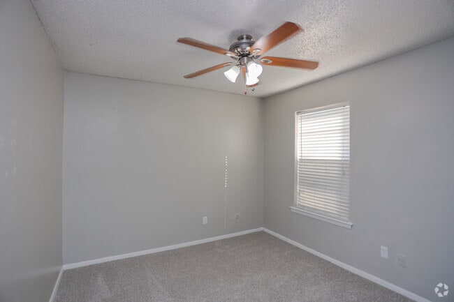 2BR, 2BA - 1129SF - Bedford Hills