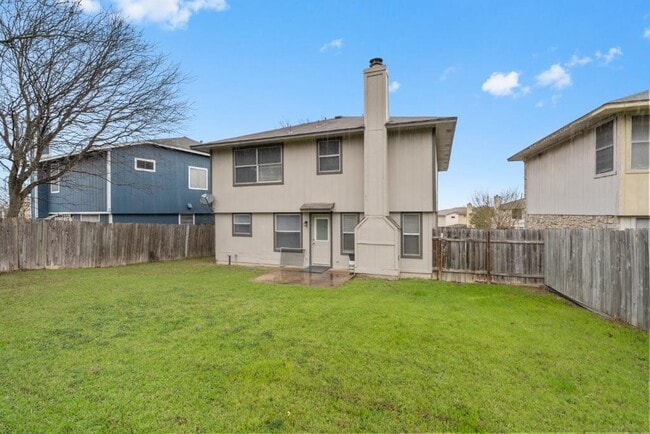 Building Photo - 911 Flatters Way