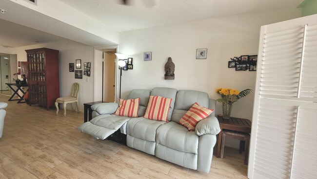 Building Photo - 1401 Tidal Pointe Blvd