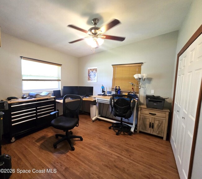 Building Photo - 210 Juniper Ave