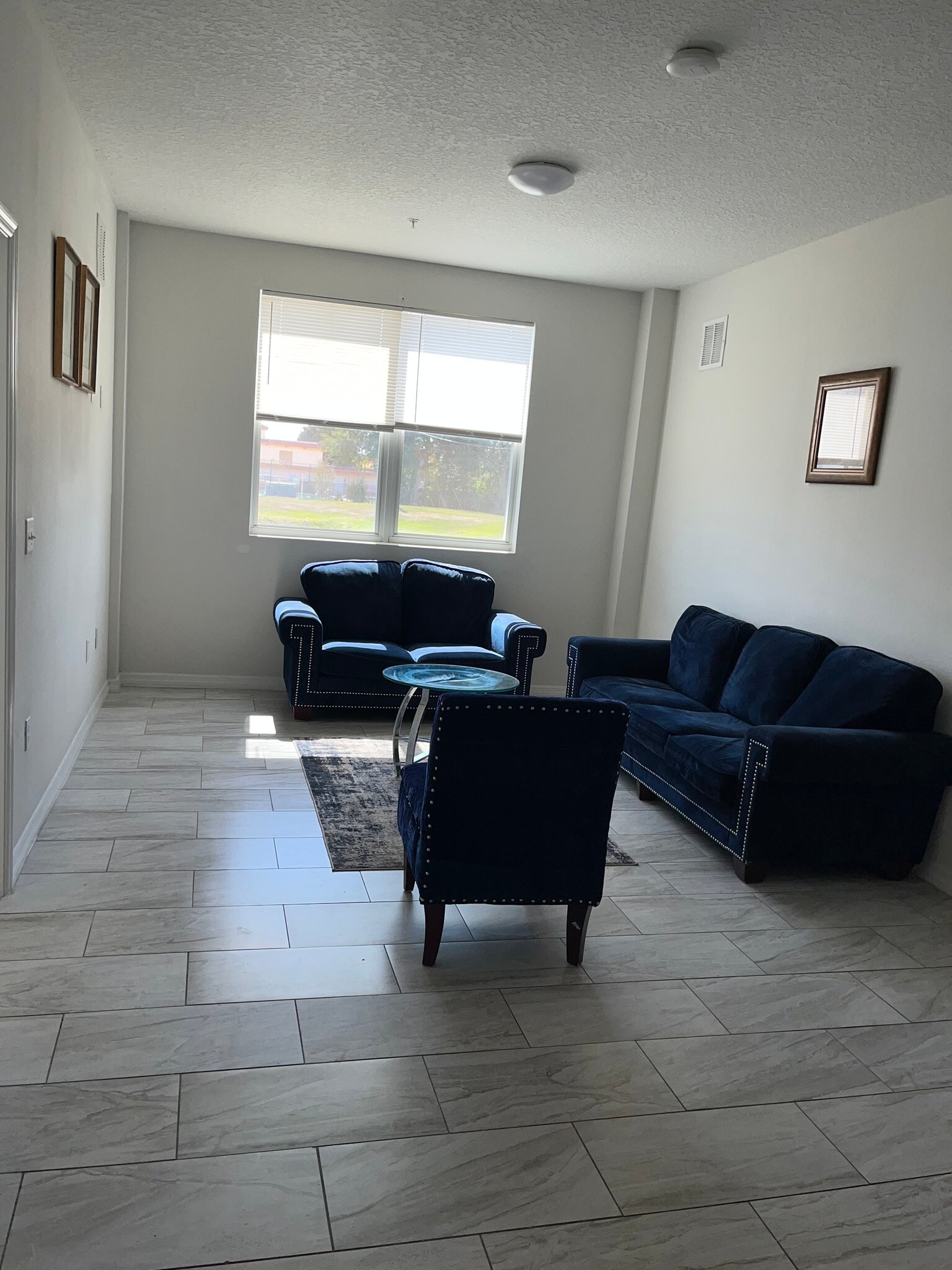 Building Photo - 751 Isaacville Dr