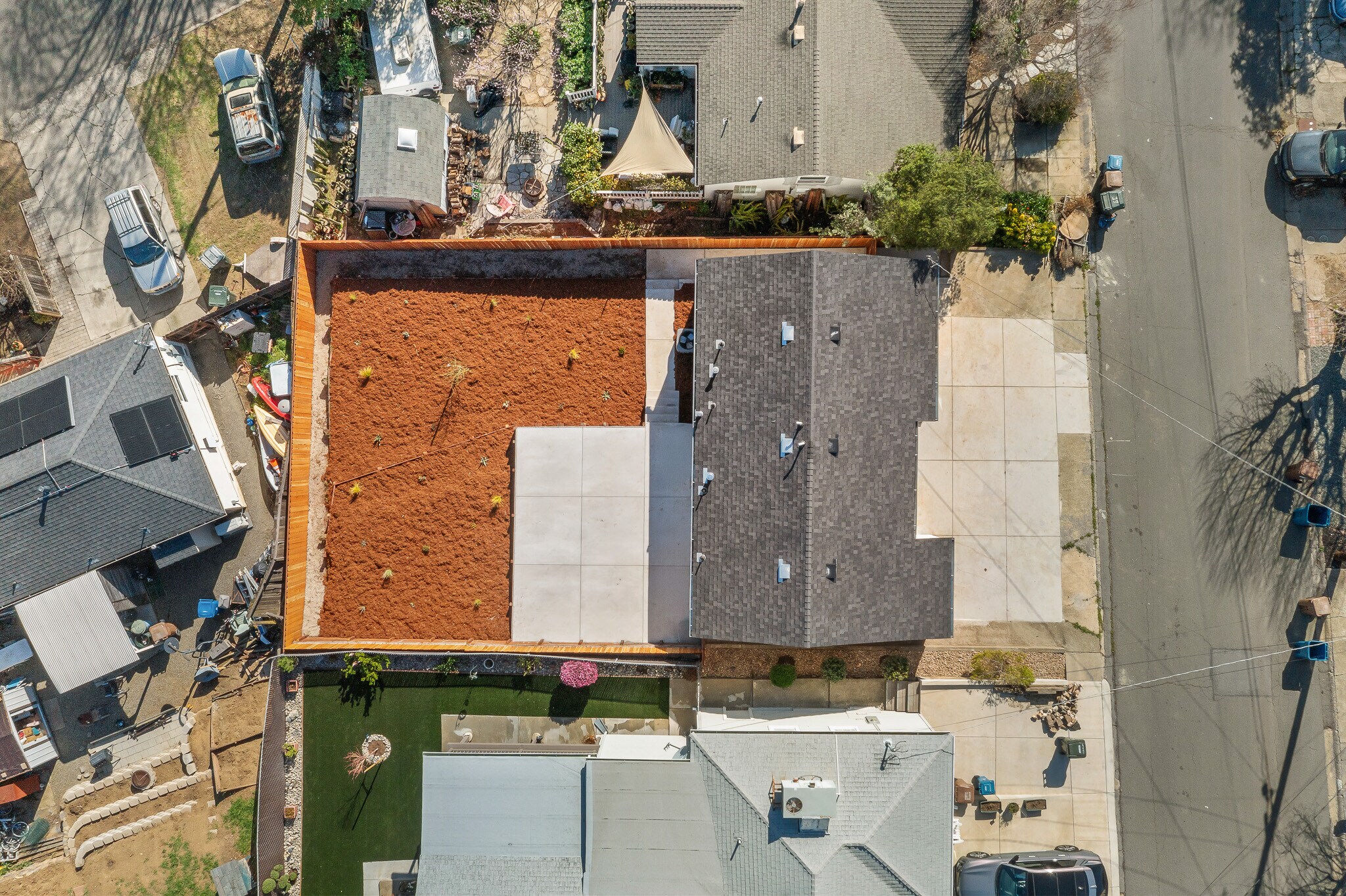 Building Photo - 8 Corte Dorado