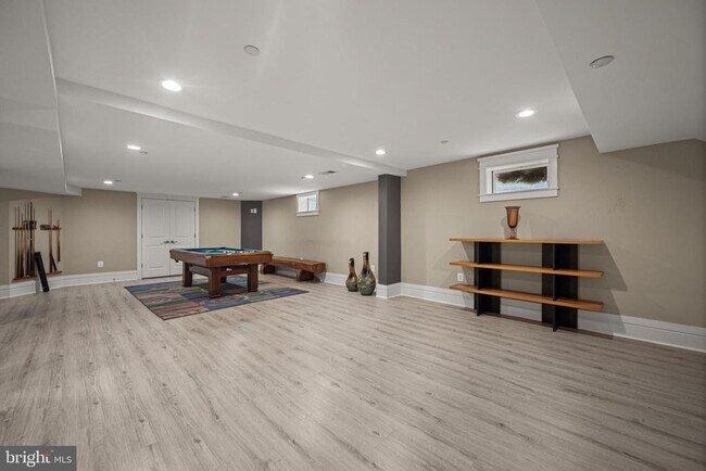 Building Photo - 9715 Singleton Dr