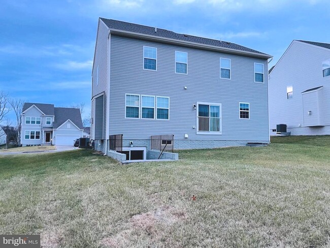 Building Photo - 130 Thornton Wy