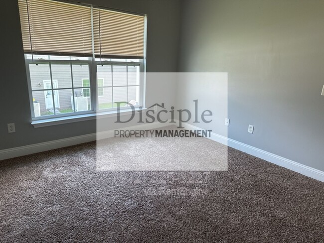 Building Photo - 387 O'Hara Dr