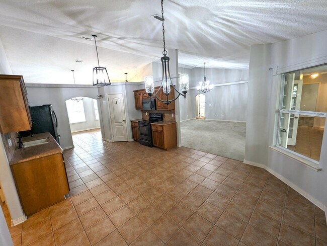 Building Photo - 1822 Brooke Beach Dr