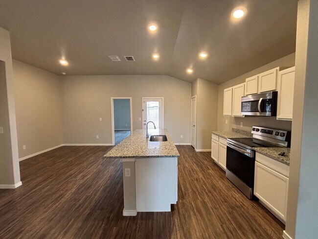 Building Photo - Available June 8th