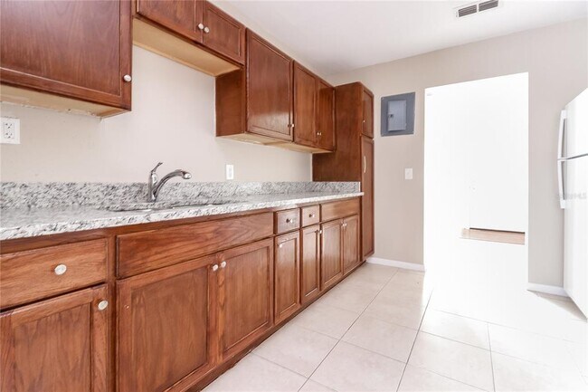 Building Photo - 7202 Adare Dr
