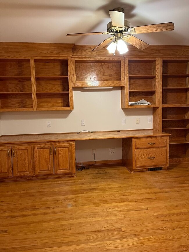 Building Photo - Gilbert - Call Lexington Office 803-359-0793