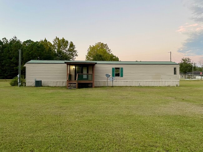 Building Photo - 2100 Bryan Ct