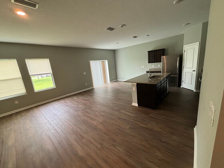 Building Photo - 34974 Daisy Meadow Loop