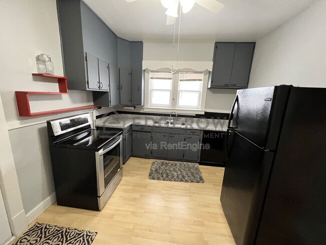 Building Photo - 719 Stocking Ave NW