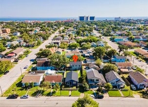 Building Photo - 5011 Avenue Q