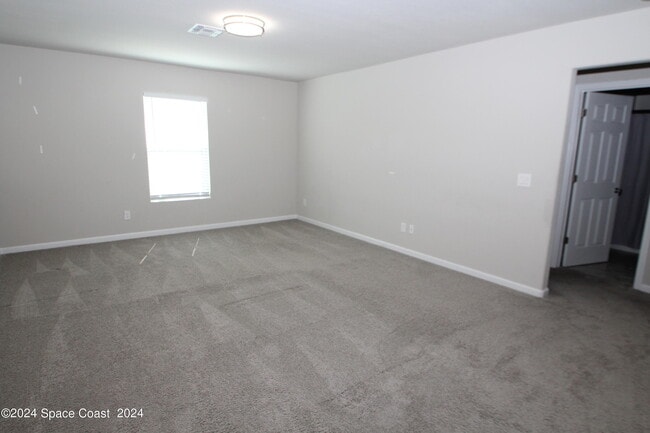 Building Photo - 695 Boughton Way