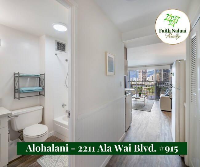 Building Photo - 2211 Ala Wai Blvd