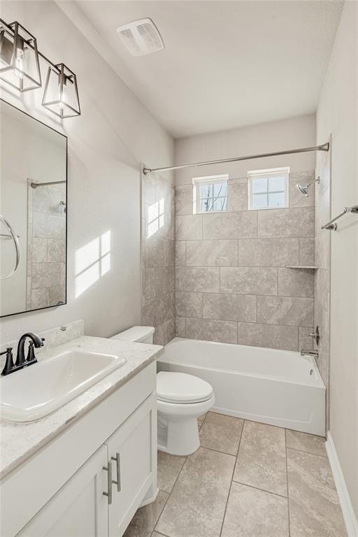 Building Photo - 18103 Pomelo Ln