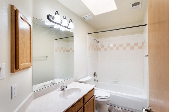 Building Photo - Durango 5 Bed 3 Bath Rental Home