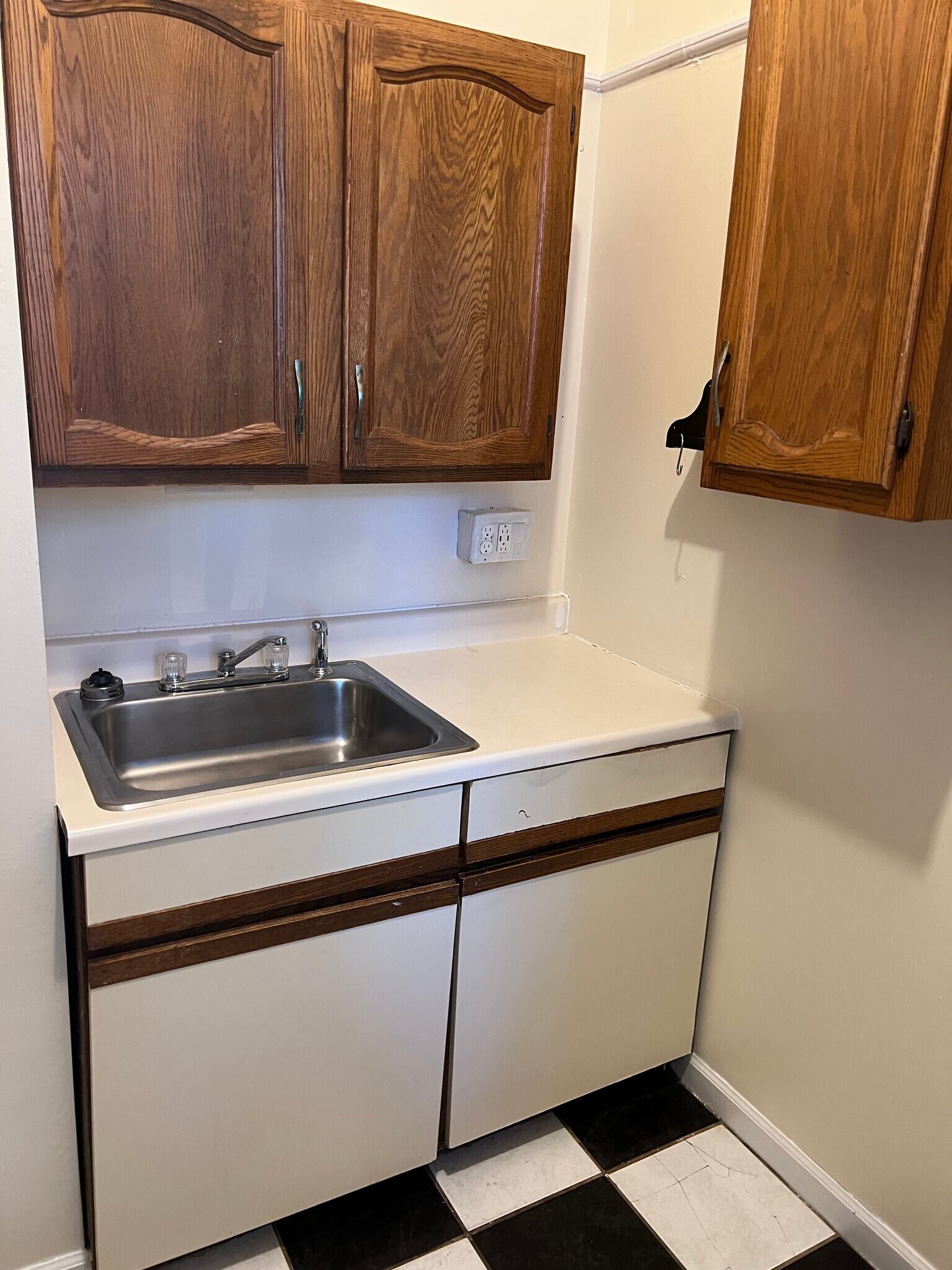 Building Photo - 14 Beacon St