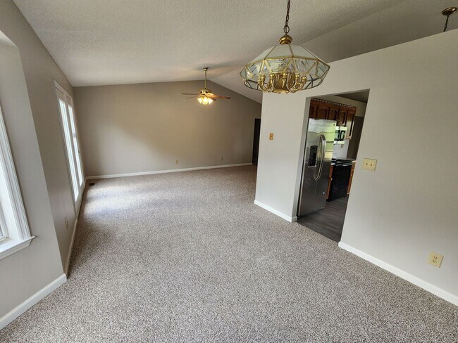 Building Photo - Stunner on Almost 10 Acres on Bear Creek