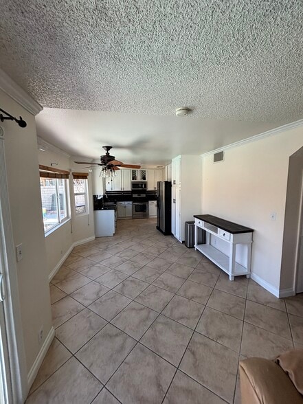 Building Photo - 1430 Clipperton Ave