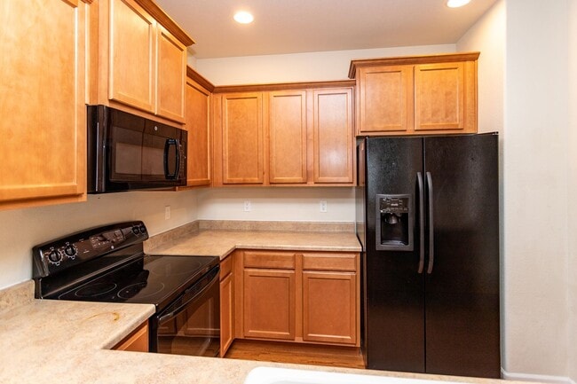 Building Photo - Comfortable Monument Townhome with 2-Car Garage & Easy I-25 Access!!