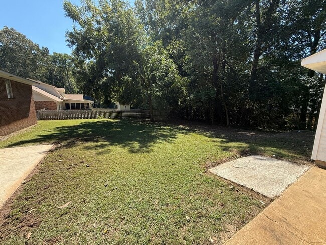 Building Photo - CHARMING UPDATED HOME FOR RENT IN GUNTERSV...