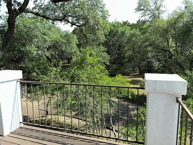 Building Photo - 1100 Crystal Creek Dr