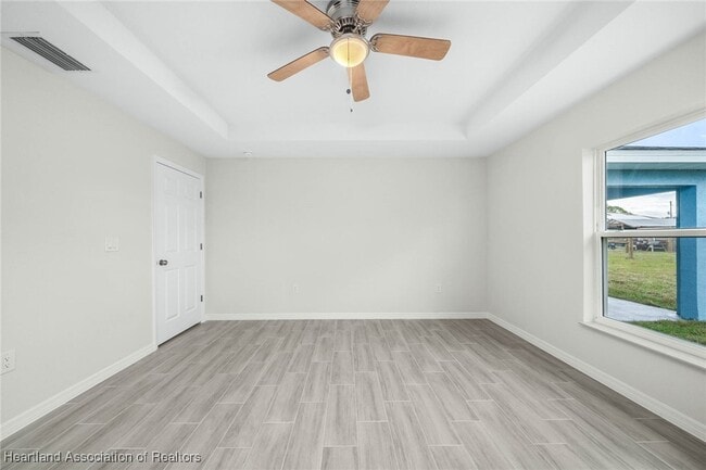 Building Photo - 4818 Sturgeon Dr