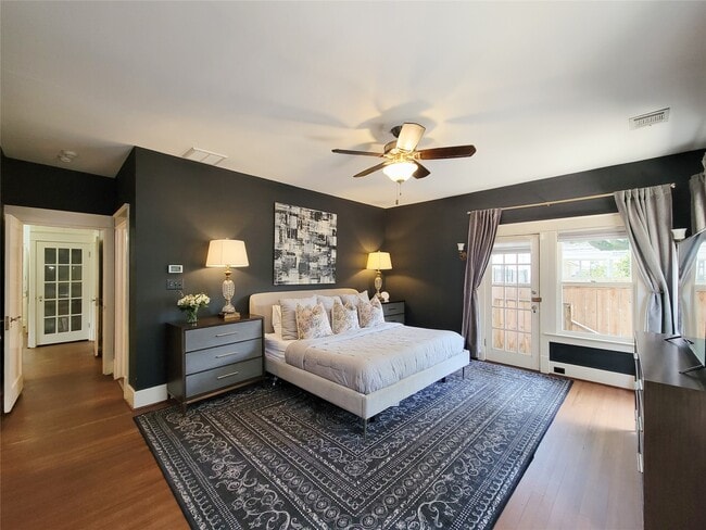 Building Photo - 3702 Audubon Pl
