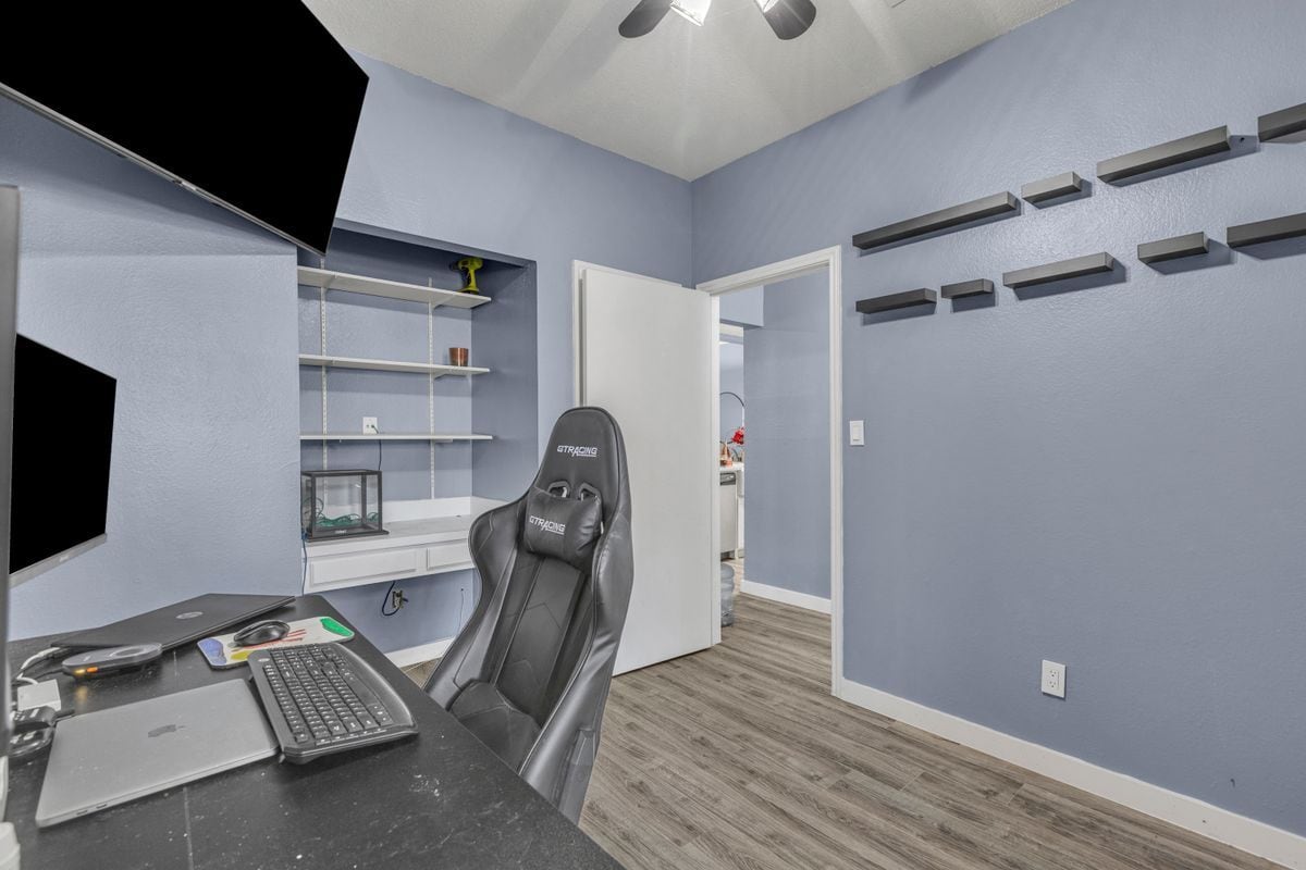 Building Photo - 8600 Coppertowne Ln