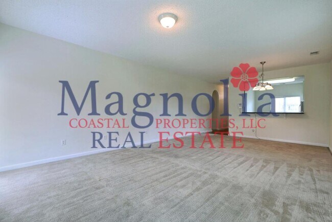 Building Photo - 3 Bedroom 2 Bathroom Live Oak - Richmond Hill