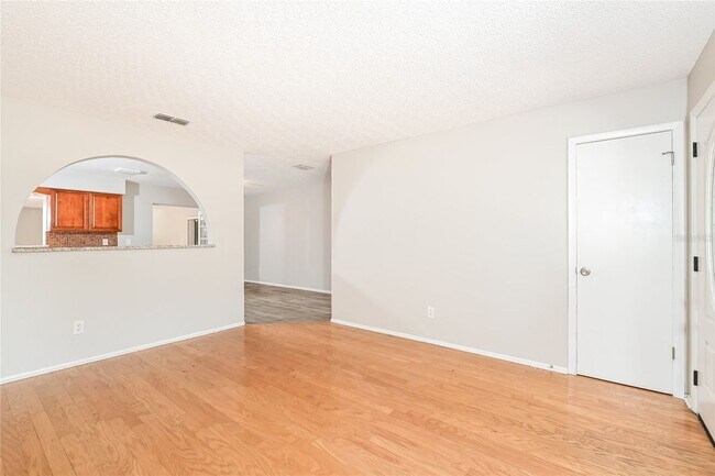 Building Photo - 436 Pomona Dr