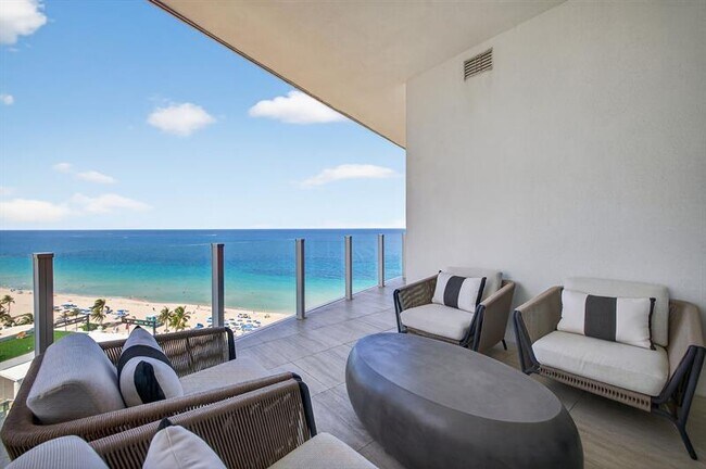 Building Photo - 525 N Fort Lauderdale Beach Blvd