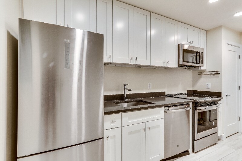 Building Photo - 2919 11th St NW