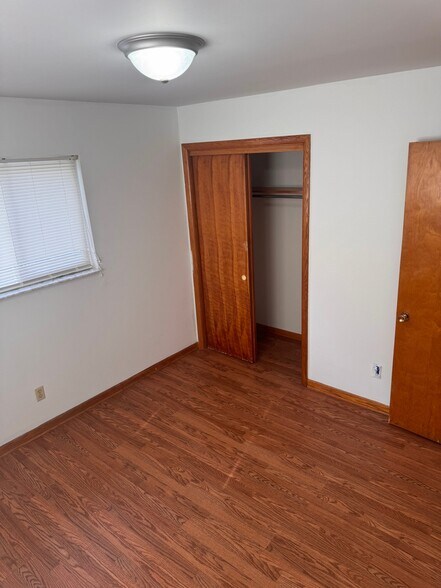 Building Photo - 1196 Knox Ave