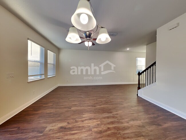 Building Photo - 6170 Little Blf Cir