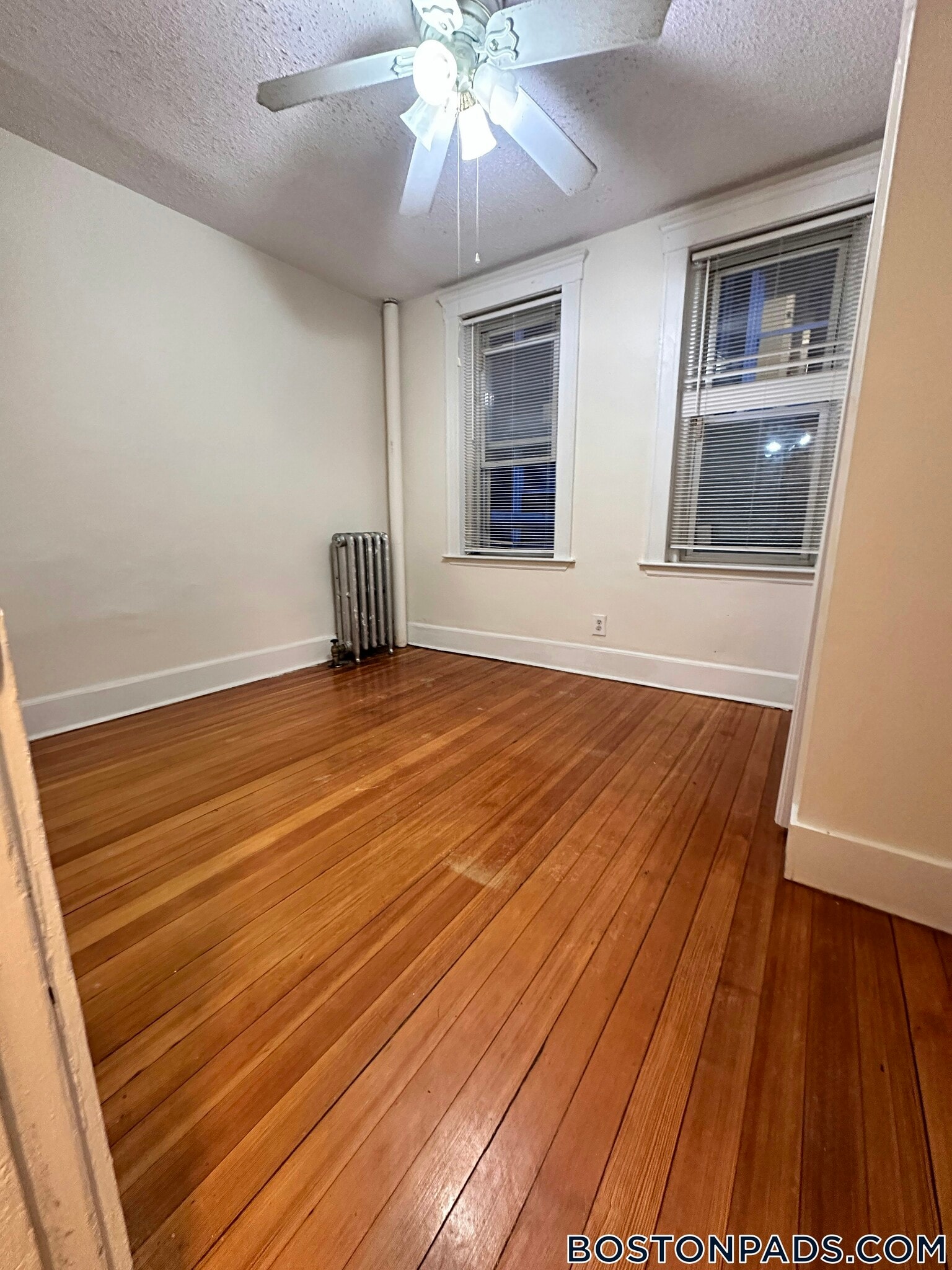 Building Photo - 15 Barrows St