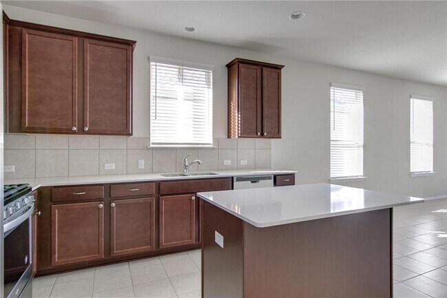 Building Photo - 124 Bonnet Blvd